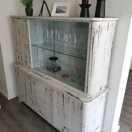 Busch Apartment *